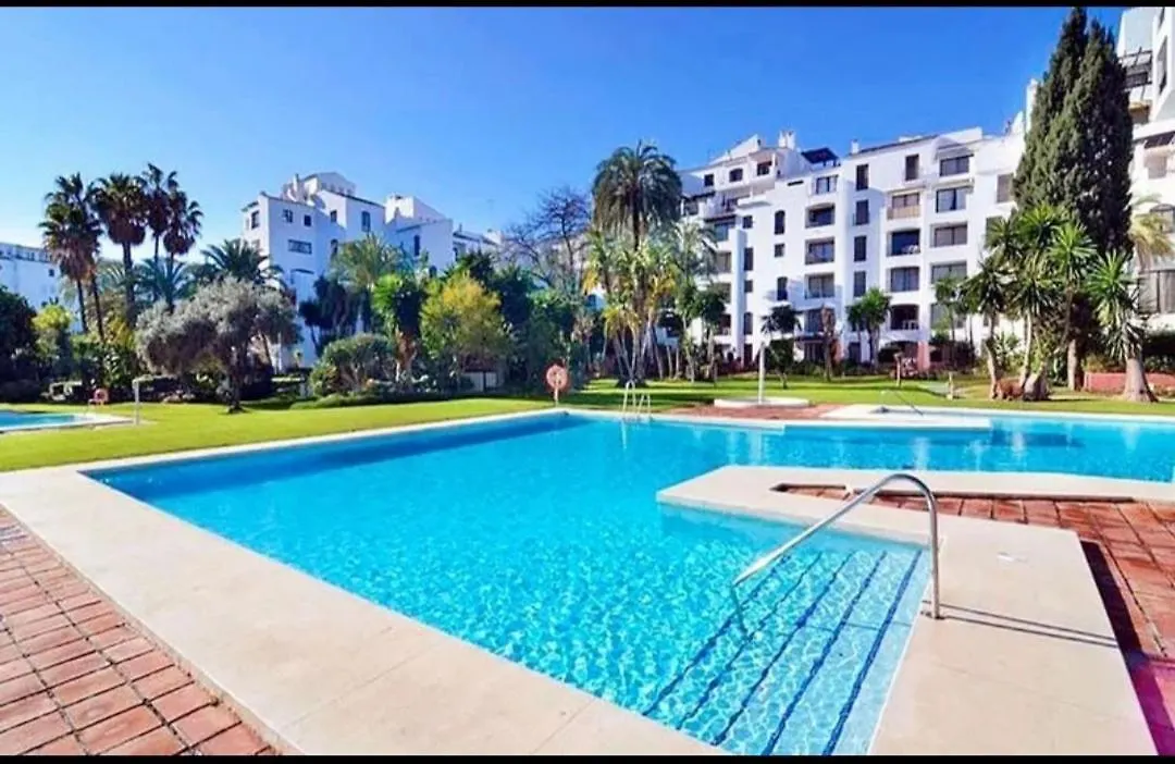 Apartament Luxury Penthouse In The Heart Of Puerto Banus Marbella