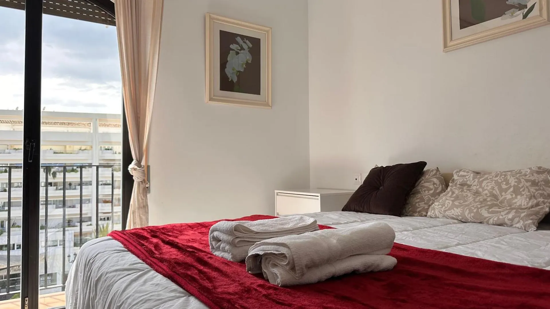 Apartament Luxury Penthouse In The Heart Of Puerto Banus Marbella