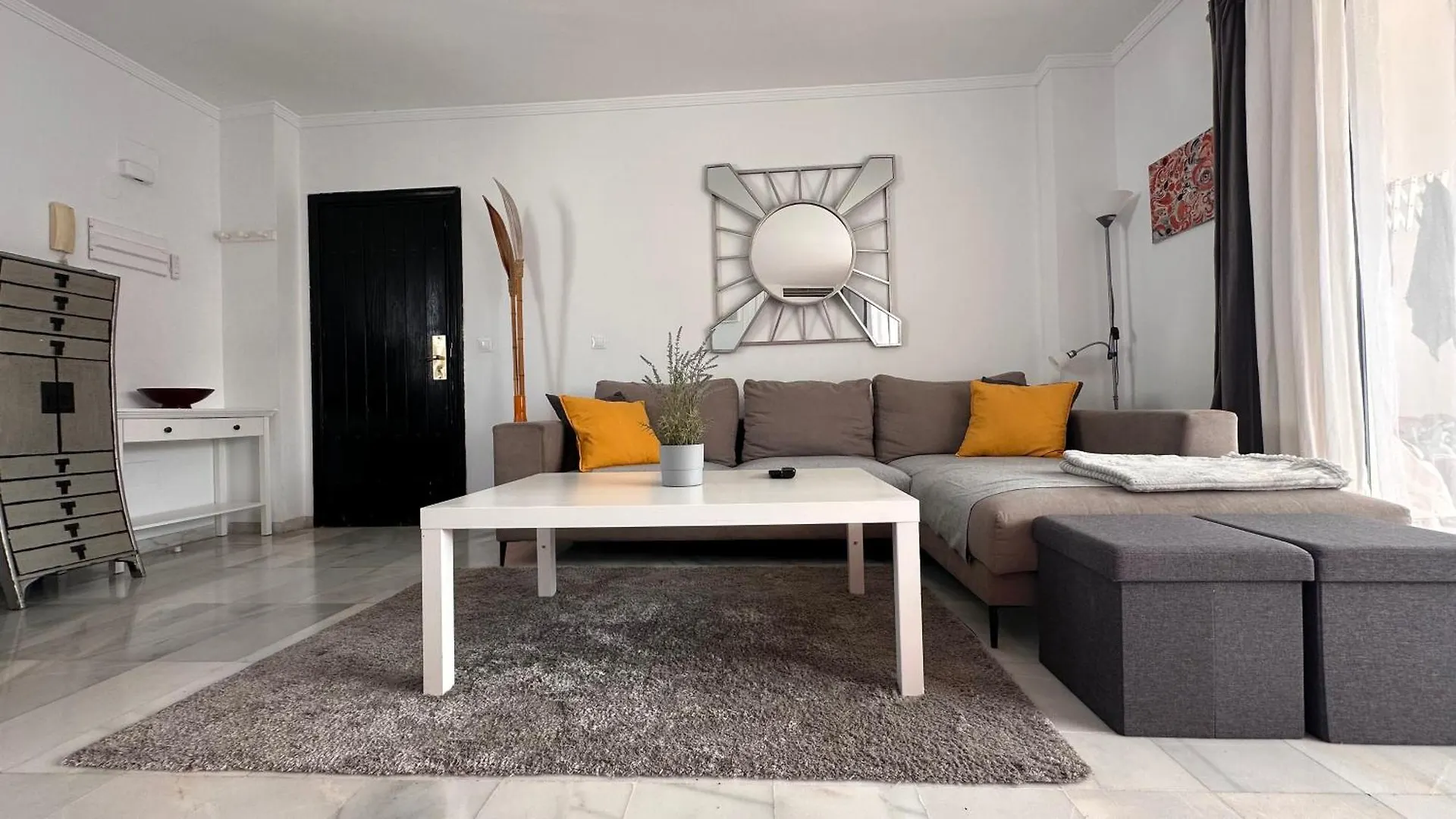 Apartament Luxury Penthouse In The Heart Of Puerto Banus Marbella