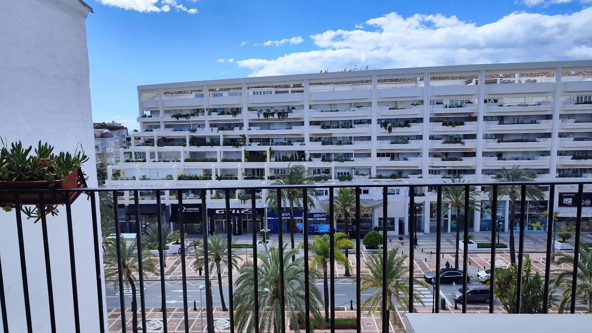 Apartment Luxury Penthouse In The Heart Of Puerto Banus